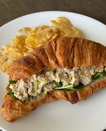 Chicken salad croissant 