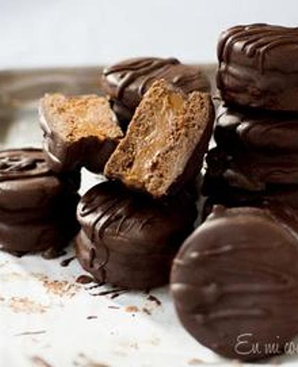 Chocolate Alfajores
