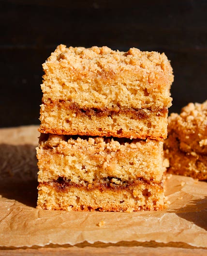 Applesauce Coffee Cake