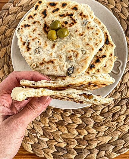 Mediterranean Olive Flat Bread (Pan Grilled)
