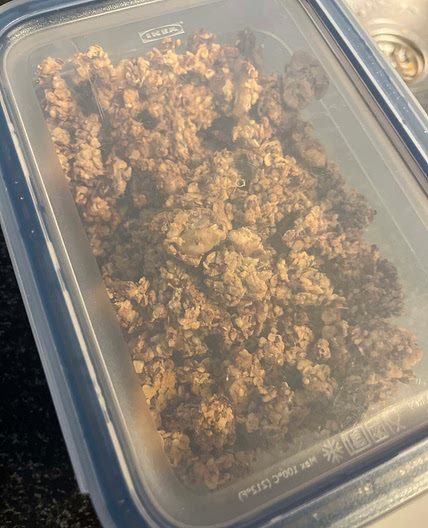 Cinnamon granola