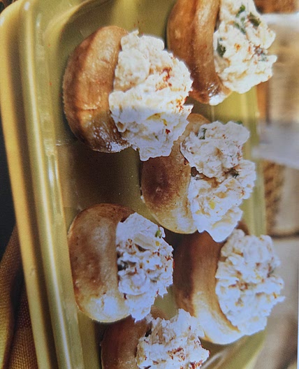 STUFFED MUSHROOM CAPS