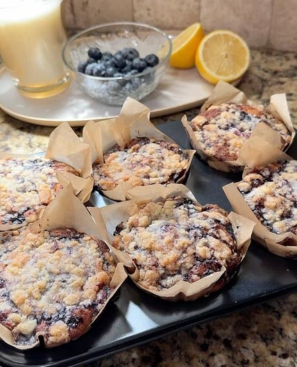 Blueberry lemon muffins🫐🌷🍋