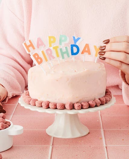 Bocce’s Bakery Pup-Friendly Frosting