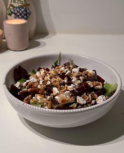Beetroot Goat Cheese Salad 