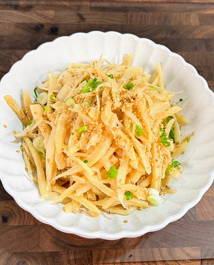 How to Make Healthy and Delicious Stir-Fried Bellflower Roots