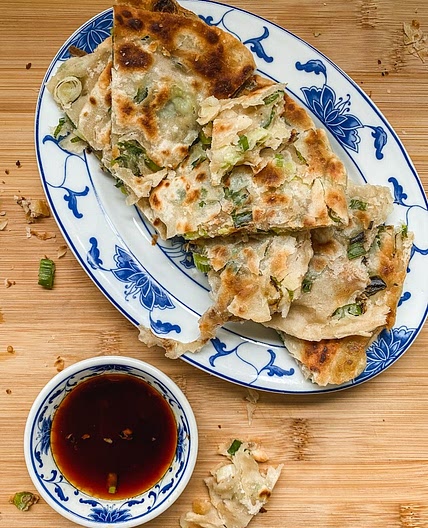 Flaky Chinese Spring Onion (Scallion) Pancakes (蔥油餅)