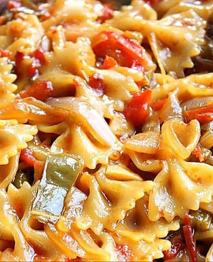 Pâtes poivrons épinards