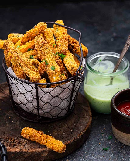 Air fryer Zucchini Fries