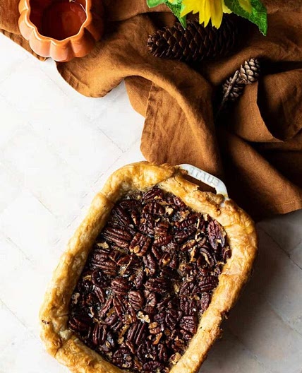 Easy Maple Pecan Pie