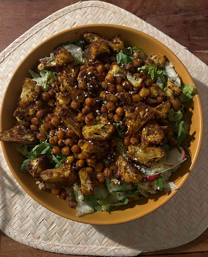 Crunchy moroccan cauliflower and chickpea grain bowl 
