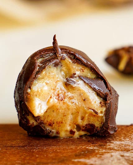 Bombones kinder bueno