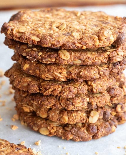 Biscuits croustillants aux flocons d'avoine goût cacahuète