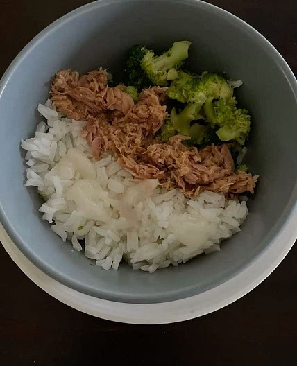 Riso con broccoli e tonno