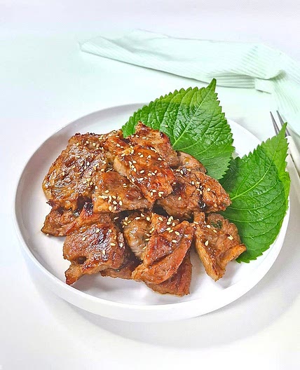 돼지목살 양념구이