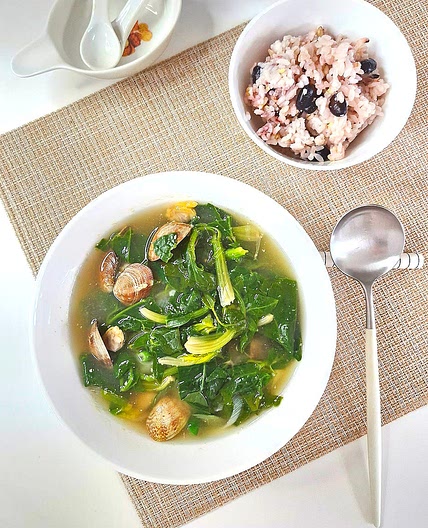 바지락 시금치 된장국