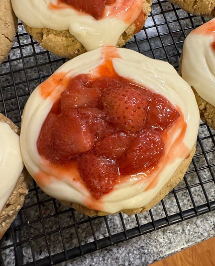 New York strawberry cheesecake cookies