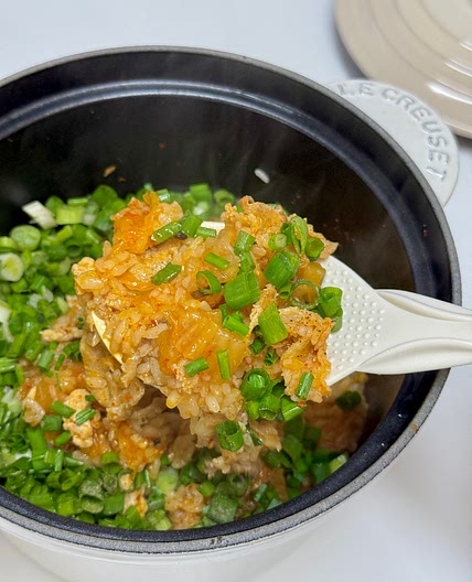 김치돼지솥밥