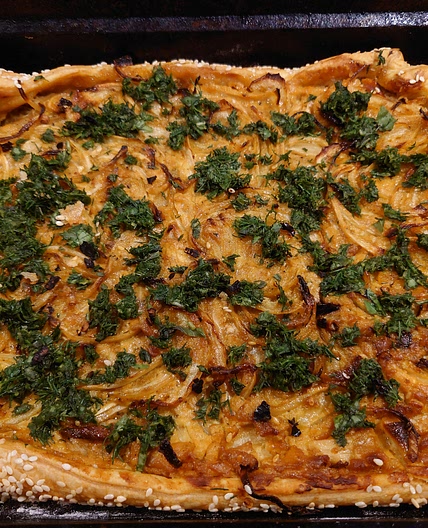 Curried caramelised onion galette
