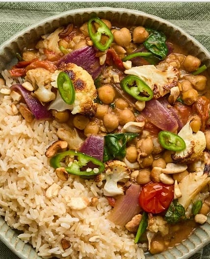 Sri Lankan Style Roasted Cauliflower Chickpea Curry [Mindful Chef]