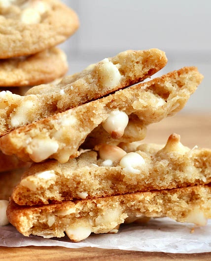 Sourdough White Chocolate Macadamia Nut Cookies