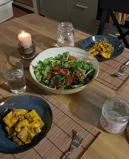 Pasta alla Crema di Zucca con salsiccia e funghi