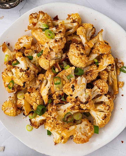 Maple Sriracha Roasted Cauliflower