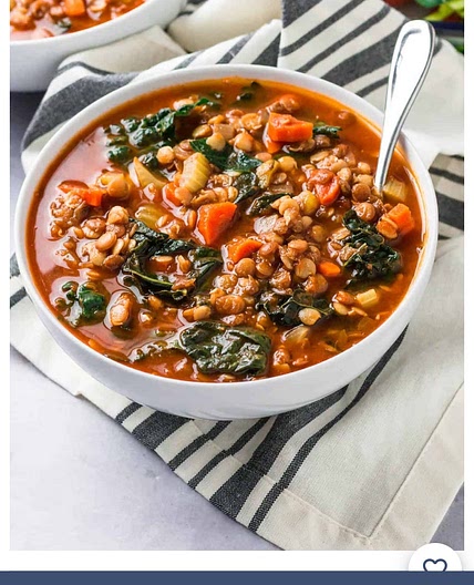 Tomato lentil soup