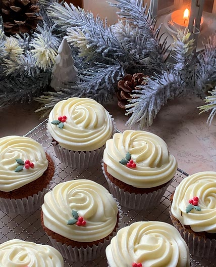 Gingerbread cupcakes ❄️