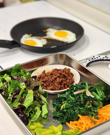 오색비빔밥 만들기 비빔밥 고추장양념 레시피 상추비빔밥