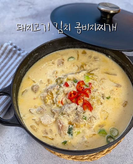 비지찌개 레시피 돼지고기 김치 콩비지찌개 끓이는법 재료