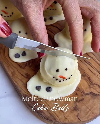 Snowman cake balls 