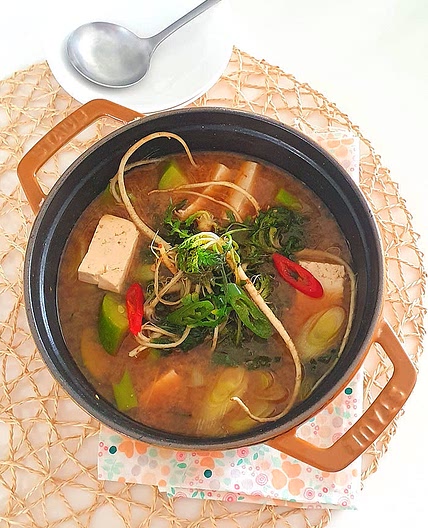 냉이된장찌개
