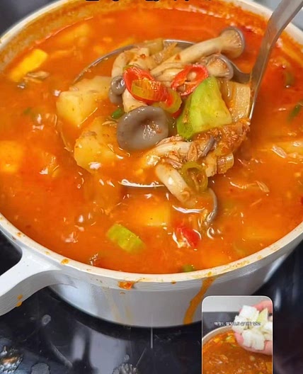 참치 애호박 찌개