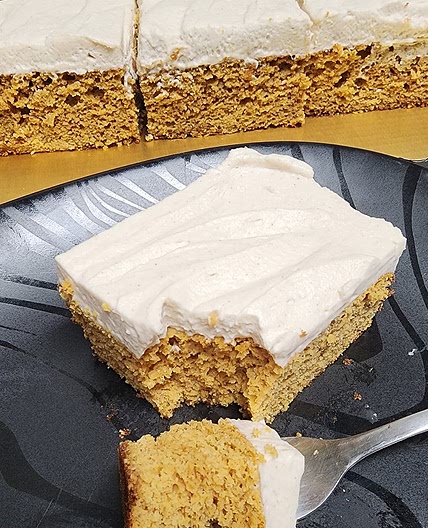 Keto Thanksgiving Pumpkin Cake with Cinnamon Whipped Cream Chees