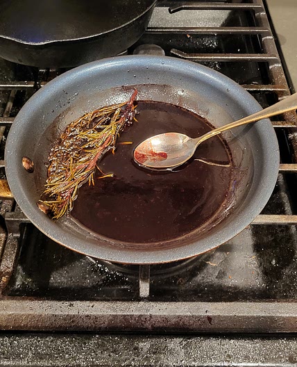 Red wine sauce