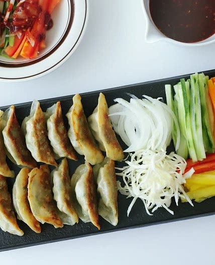비빔만두 만들기 새콤달콤 비빔만두양념장 야채비빔만두 냉동만두요리