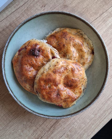 Protein-Packed Cottage Cheese Buns (Syrniki)