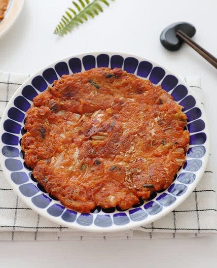 참치김치전 만들기 김치부침개 반죽 바삭한 김치부침개 바삭하게 만드는법