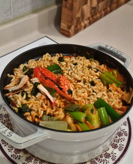 너구리라면 맛있게 끓이는법 꽃게육수로 해장라면 얼큰하게 끓이기