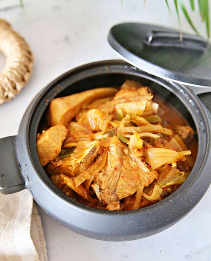 돼지고기 김치찌개 레시피 돼지갈비 김치찌개 맛있게 끓이는법