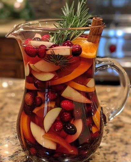 🍇🍊 Non-Alcoholic Christmas Sangria 🍊🍇