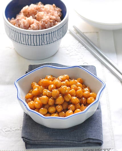 병아리 콩자반