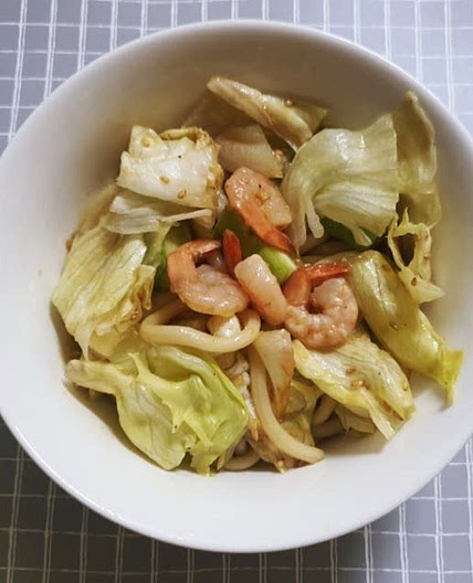 시원하게 맛보는 냉우동 샐러드 만들기