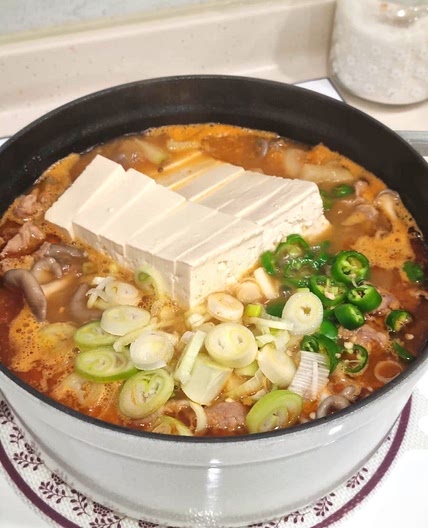우삼겹 된장찌개 묵은지 요리 고깃집 감칠맛 최고 다담 된장찌개