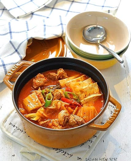 돼지고기김치찌개