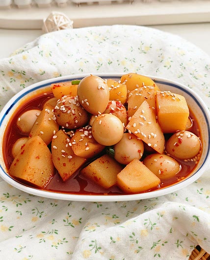 고추장 감자조림 레시피 매운 감자조림 만들기 매콤한 반찬 요리