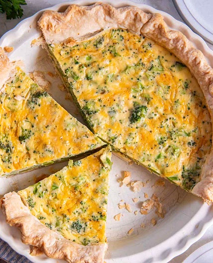 Easy Broccoli Quiche (5 Ingredients)