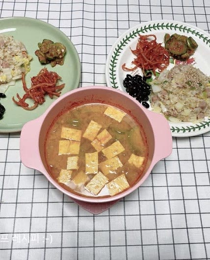 백김치 활용요리 간단하게 만들어 먹는 백김치볶음밥