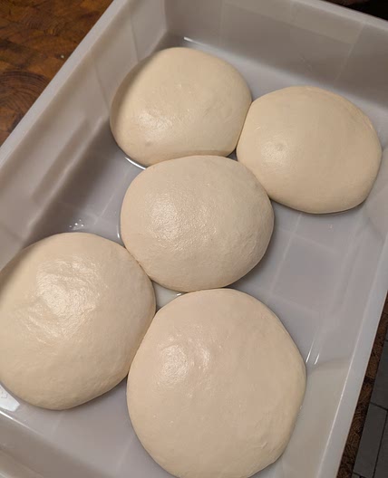 Napolitan style pizza dough (no pre-ferment)